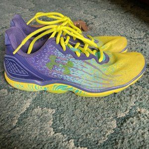 Under Armour Women Size 8.5